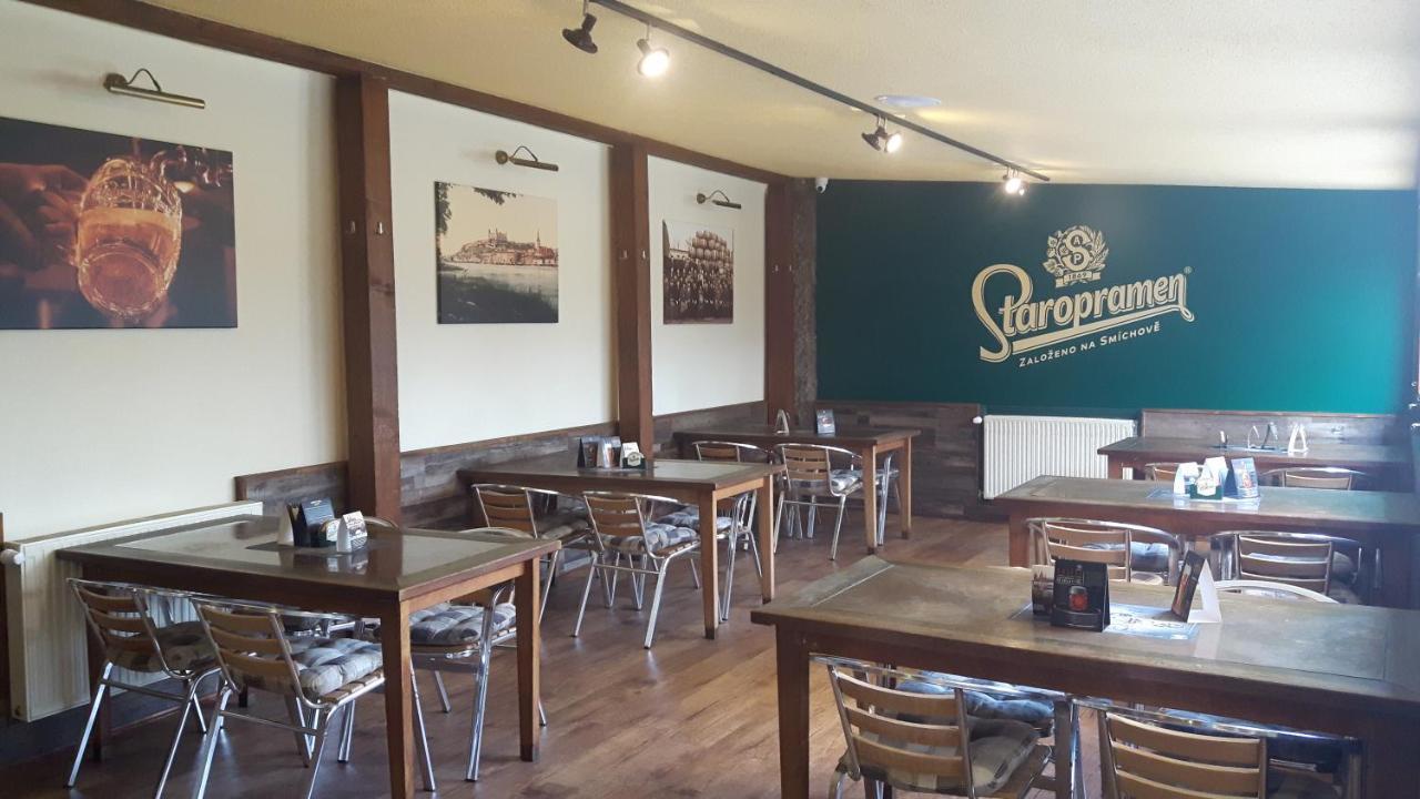 Victoria - Penzion & Restaurant Zvolen Dış mekan fotoğraf